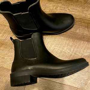 Brand new j crew rain boots 7